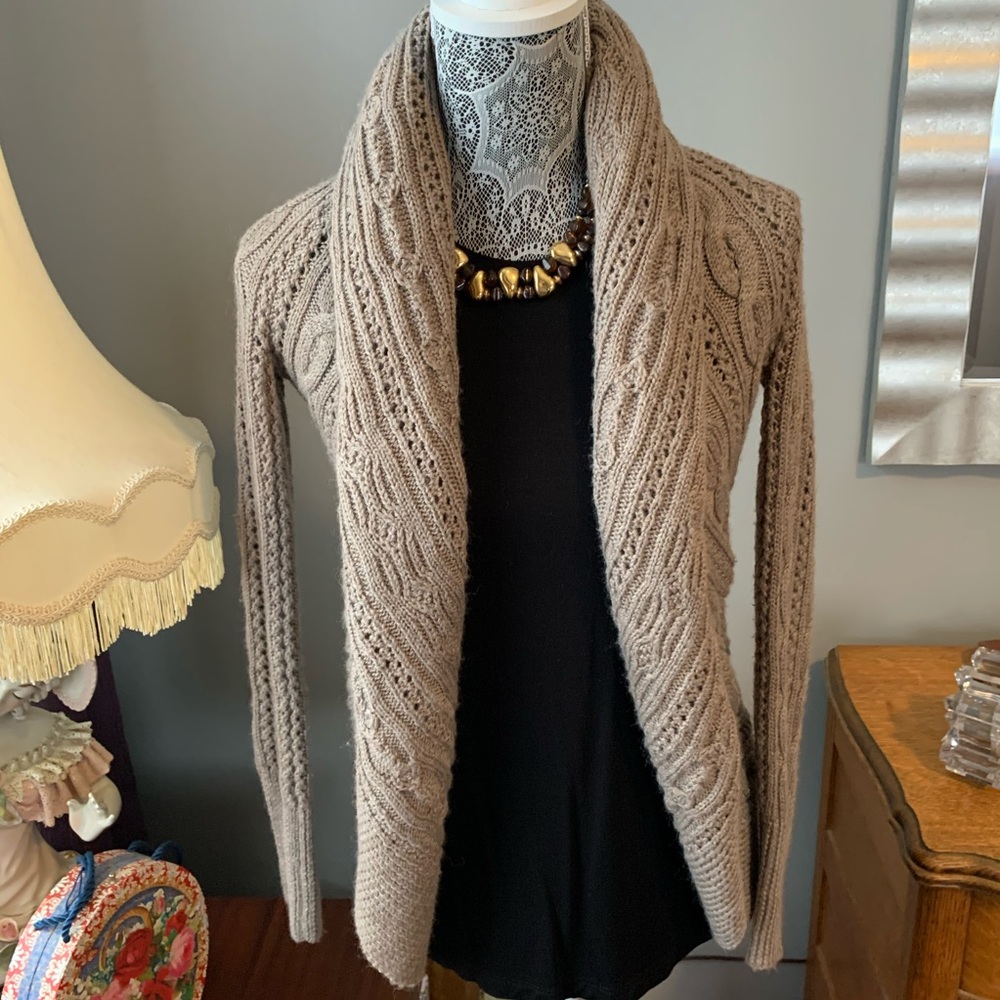 Women’s Cardigan Sweater